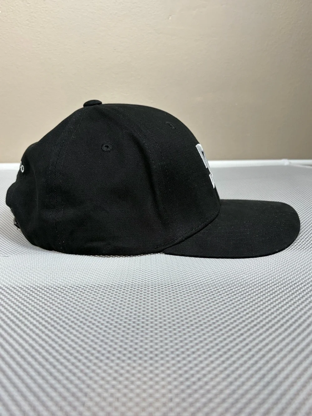 DC Shoes Co Black Adjustable Baseball Hat Cap Mens Skater Snapback Embroidered